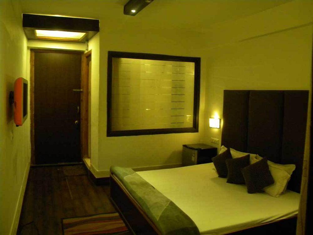 Hotel Sunrise Shimla Exterior photo